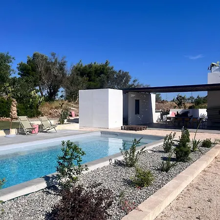 Trullywood Villa Oria (Brindisi)
